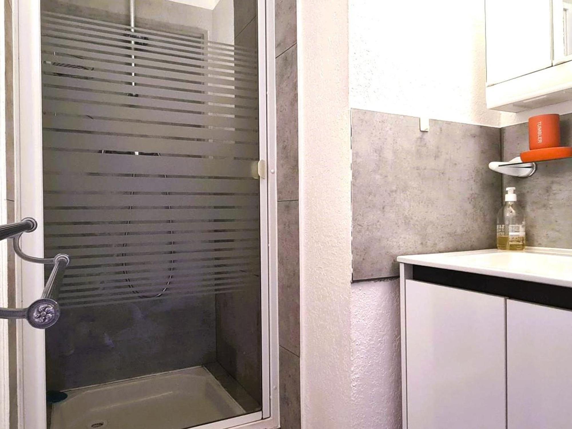 Joli T2 Avec Balcon Vue Et Parking A - Fr-1-309-433 Appartement