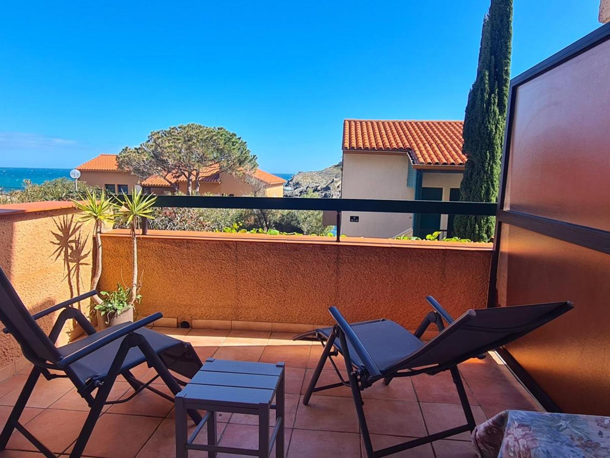 Joli T2 Avec Balcon Vue Et Parking A - Fr-1-309-433 Appartement